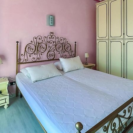 Splendido Appartamento Con Vista Mare Su Piazza Dante Варацце Экстерьер фото